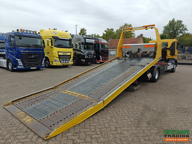 MAN TGM 15.290 4x2 Dagcabine (3 pl) Euro6 - Jige Simplex 6T5 + Lier 3.5T + Bril 3000kg - Vontató: 2 kép. MAN TGM 15.290 4x2 Dagcabine (3 pl) Euro6 - Jige Simplex 6T5 + Lier 3.5T + Bril 3000kg - Vontató: 2 kép.