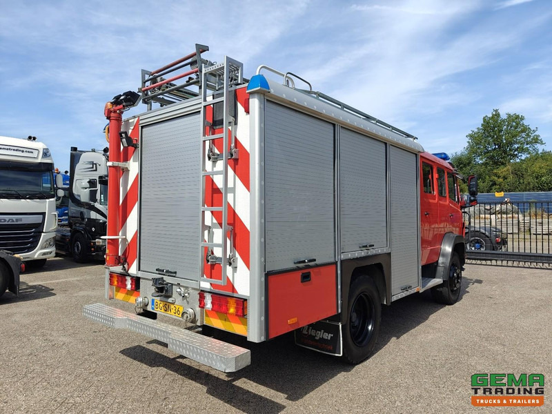 Mercedes-Benz 1124 AF 4x4 Dubbelcab 6Cil - 8 Pers - Ziegler TS - Tankautospuit TS09 LD2.800 HD265 T2.000 S40 - 04/2026 APK - Tűzoltóautó: 5 kép. Mercedes-Benz 1124 AF 4x4 Dubbelcab 6Cil - 8 Pers - Ziegler TS - Tankautospuit TS09 LD2.800 HD265 T2.000 S40 - 04/2026 APK - Tűzoltóautó: 5 kép.