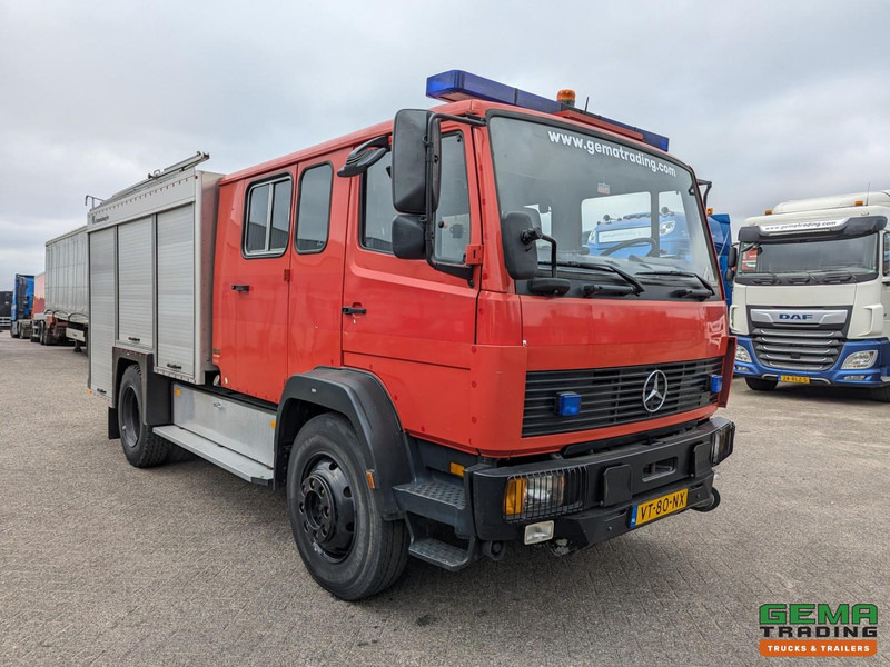 Mercedes-Benz 1124 AF 4x4 Dubbelcab 6Cil - 9 Pers - Kronenburg Tankautospuit TS08 LD3.000 HD240 T2.400 LiterTank - Tűzoltóautó: 2 kép. Mercedes-Benz 1124 AF 4x4 Dubbelcab 6Cil - 9 Pers - Kronenburg Tankautospuit TS08 LD3.000 HD240 T2.400 LiterTank - Tűzoltóautó: 2 kép.