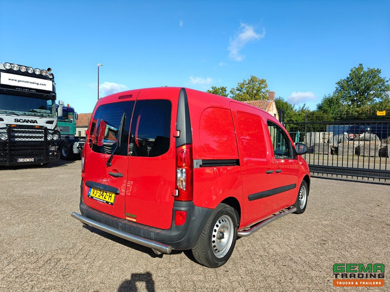 Mercedes-Benz Citan 108 CDI BlueEFFICIENCY Euro5L - Airco - 4-Seizoensbanden - Bluetooth Radio - Kis furgon: 4 kép. Mercedes-Benz Citan 108 CDI BlueEFFICIENCY Euro5L - Airco - 4-Seizoensbanden - Bluetooth Radio - Kis furgon: 4 kép.
