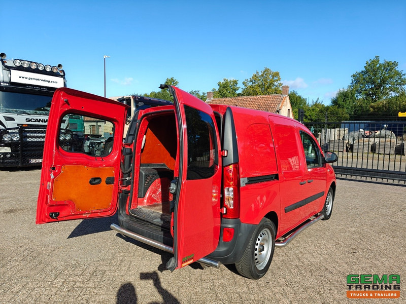 Mercedes-Benz Citan 108 CDI BlueEFFICIENCY Euro5L - Airco - 4-Seizoensbanden - Bluetooth Radio - Kis furgon: 2 kép. Mercedes-Benz Citan 108 CDI BlueEFFICIENCY Euro5L - Airco - 4-Seizoensbanden - Bluetooth Radio - Kis furgon: 2 kép.