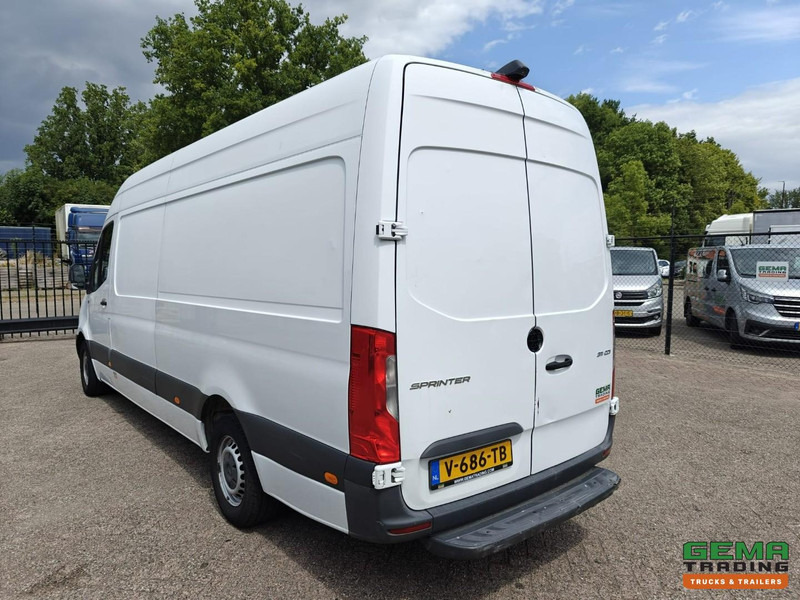 Mercedes-Benz Sprinter 311 CDI L3H2 - Euro6ZF - Automaat - Navigatie - Camera - 06/2026 APK - Kis furgon: 3 kép. Mercedes-Benz Sprinter 311 CDI L3H2 - Euro6ZF - Automaat - Navigatie - Camera - 06/2026 APK - Kis furgon: 3 kép.