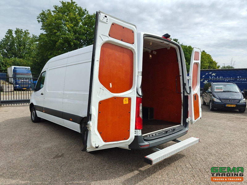 Mercedes-Benz Sprinter 314 CDI L3H2 - Euro6D - Automaat - Navigatie - Camera - 06/2026APK - Furgon: 5 kép. Mercedes-Benz Sprinter 314 CDI L3H2 - Euro6D - Automaat - Navigatie - Camera - 06/2026APK - Furgon: 5 kép.
