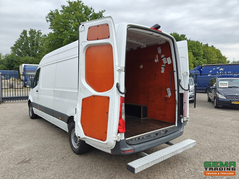 Mercedes-Benz Sprinter 314 CDI L3H2 - Euro6ZF - Automaat - Camera - 03/2026APK - Furgon: 5 kép. Mercedes-Benz Sprinter 314 CDI L3H2 - Euro6ZF - Automaat - Camera - 03/2026APK - Furgon: 5 kép.