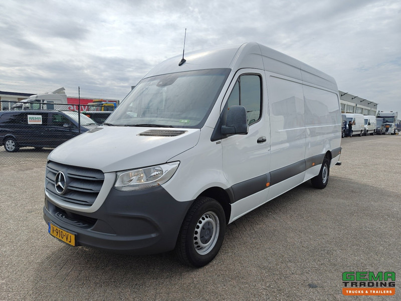 Mercedes-Benz Sprinter 314 CDI L3H2 - Euro6ZF - Automaat - Navigatie - Camera - 01/2026APK - Furgon: 1 kép. Mercedes-Benz Sprinter 314 CDI L3H2 - Euro6ZF - Automaat - Navigatie - Camera - 01/2026APK - Furgon: 1 kép.