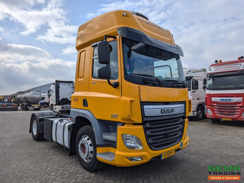 DAF CF 400 FT 4x2 Spacecab Euro6 - ADR - Retarder - Standairco - PTO Prep - Alcoa's - 12/2025APK - Nyergesvontató: 2 kép. DAF CF 400 FT 4x2 Spacecab Euro6 - ADR - Retarder - Standairco - PTO Prep - Alcoa's - 12/2025APK - Nyergesvontató: 2 kép.
