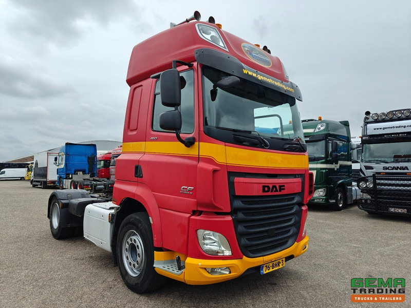 DAF CF 460 FT 4x2 Spacecab Euro6C - PTO - Hydrauliek - NL truck - Nyergesvontató: 2 kép. DAF CF 460 FT 4x2 Spacecab Euro6C - PTO - Hydrauliek - NL truck - Nyergesvontató: 2 kép.