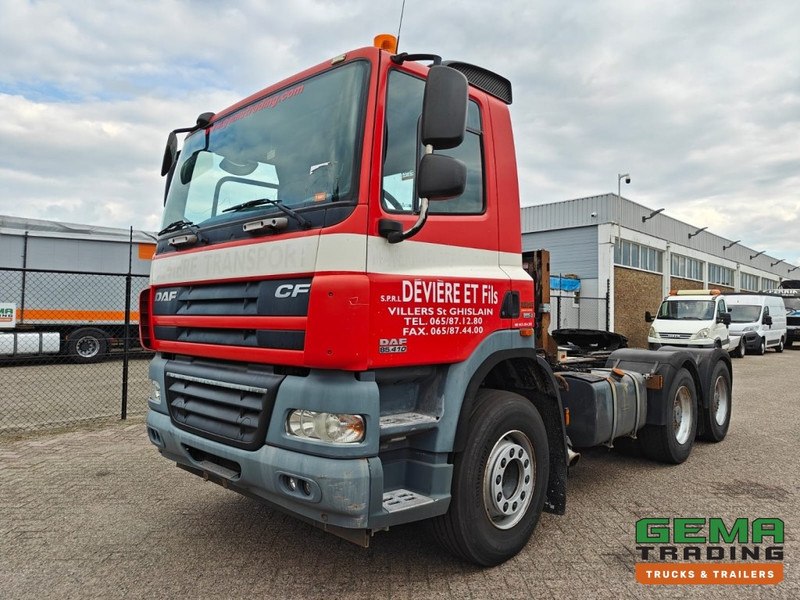 DAF CF85.410 6x4 DayCab Euro5 Retarder - Manual Gearbox - Hubreduction (T801) - Nyergesvontató: 1 kép. DAF CF85.410 6x4 DayCab Euro5 Retarder - Manual Gearbox - Hubreduction (T801) - Nyergesvontató: 1 kép.