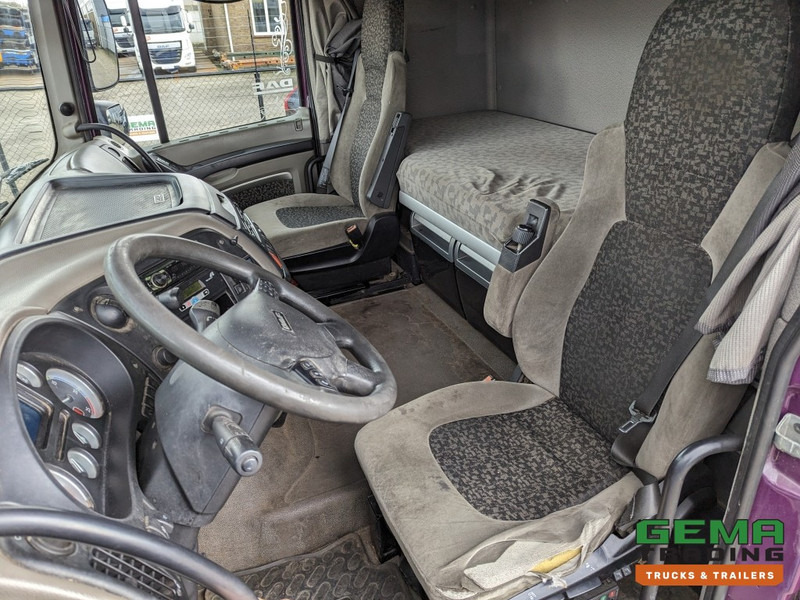 DAF FT XF105.410 4x2 Euro5 FT XF105.410 4x2 SpaceCab Euro5 - Side Skirts - Spare Wheel - Original Holland truck - Nyergesvontató: 5 kép. DAF FT XF105.410 4x2 Euro5 FT XF105.410 4x2 SpaceCab Euro5 - Side Skirts - Spare Wheel - Original Holland truck - Nyergesvontató: 5 kép.