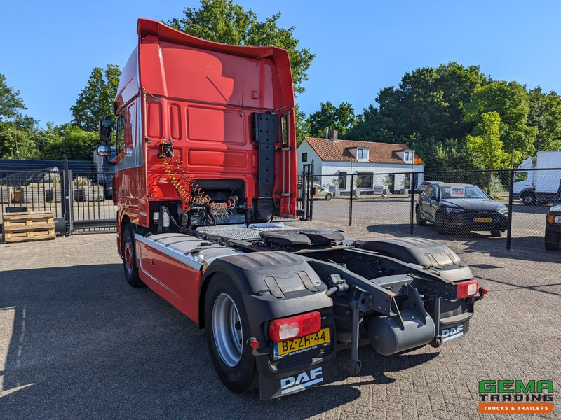 DAF FT XF105.460 4x2 Superspacecab Euro5 - Standairco - Groot brandstoffilter - 07/2025 APK - Nyergesvontató: 4 kép. DAF FT XF105.460 4x2 Superspacecab Euro5 - Standairco - Groot brandstoffilter - 07/2025 APK - Nyergesvontató: 4 kép.