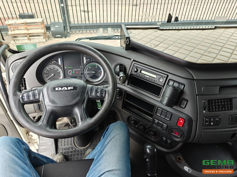 Nyergesvontató DAF FT XF460 4x2 SuperSpaceCab Euro6 - Handgeschakeld - Dubbele Tanks - 800.000km: 14 kép.