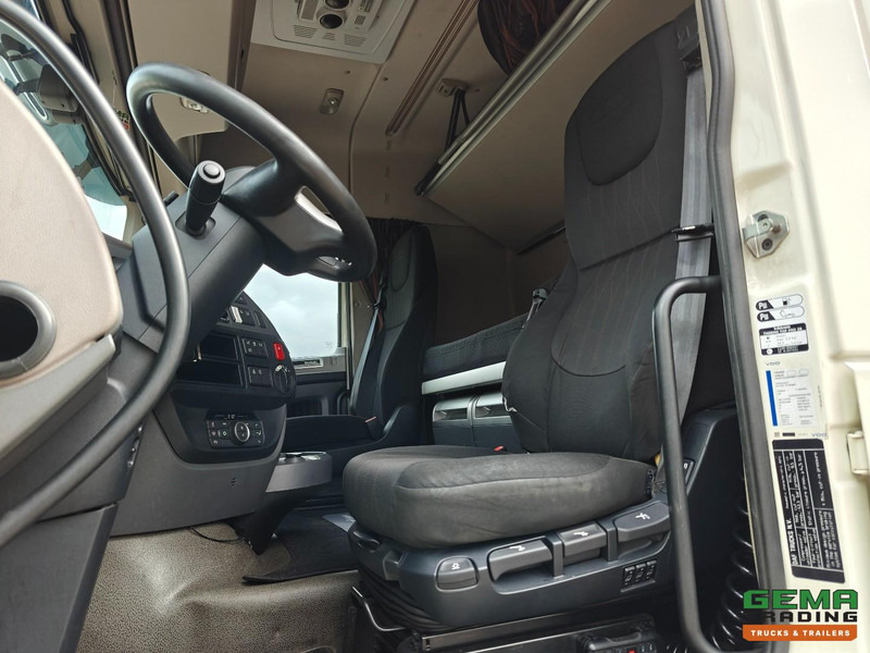 DAF XF 480 FTG 6x2/4 Spacecab Euro6D - Standairco - Dubbele Tanks - Alcoa - 02/2026 APK - Nyergesvontató: 5 kép. DAF XF 480 FTG 6x2/4 Spacecab Euro6D - Standairco - Dubbele Tanks - Alcoa - 02/2026 APK - Nyergesvontató: 5 kép.