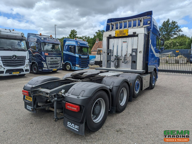 DAF XF 510 FTM 8x4/4 Superspacecab Euro6A - Retarder - 130T - Naafreductie - Schuifschotel - Standairco - 07/2025APK - Nyergesvontató: 3 kép. DAF XF 510 FTM 8x4/4 Superspacecab Euro6A - Retarder - 130T - Naafreductie - Schuifschotel - Standairco - 07/2025APK - Nyergesvontató: 3 kép.
