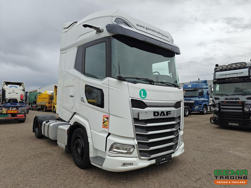 DAF XG+ 480 FT 4x2 Euro6E - MEGA/Lowdeck - Retarder - Dubbele tanks - MirrorCam - 260.000KM - Nyergesvontató: 2 kép. DAF XG+ 480 FT 4x2 Euro6E - MEGA/Lowdeck - Retarder - Dubbele tanks - MirrorCam - 260.000KM - Nyergesvontató: 2 kép.