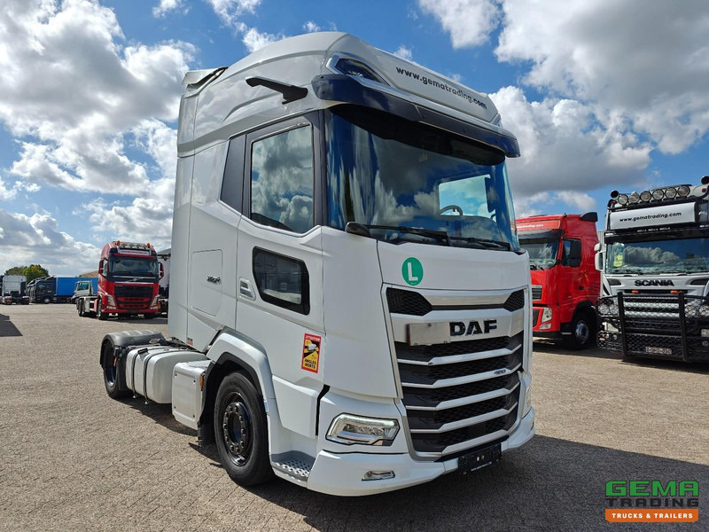 DAF XG+ 480 FT 4x2 Euro6E - MEGA/Lowdeck - Retarder - Dubbele tanks - MirrorCam - 3 DVS StarRating - Nyergesvontató: 2 kép. DAF XG+ 480 FT 4x2 Euro6E - MEGA/Lowdeck - Retarder - Dubbele tanks - MirrorCam - 3 DVS StarRating - Nyergesvontató: 2 kép.