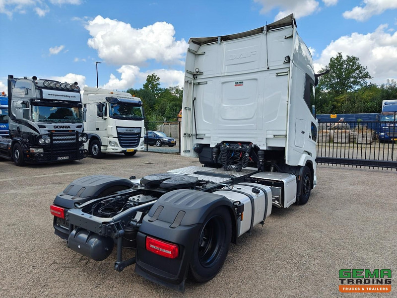 DAF XG+ 480 FT 4x2 Euro6E - MEGA/Lowdeck - Retarder - Dubbele tanks - MirrorCam - 3 DVS StarRating - Nyergesvontató: 3 kép. DAF XG+ 480 FT 4x2 Euro6E - MEGA/Lowdeck - Retarder - Dubbele tanks - MirrorCam - 3 DVS StarRating - Nyergesvontató: 3 kép.