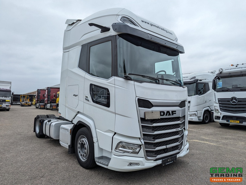 DAF XG+ 4x2 Euro6E - MEGA/Lowdeck - Retarder - Dubbele tanks - MirrorCam - 3 DVS StarRating - Nyergesvontató: 2 kép. DAF XG+ 4x2 Euro6E - MEGA/Lowdeck - Retarder - Dubbele tanks - MirrorCam - 3 DVS StarRating - Nyergesvontató: 2 kép.