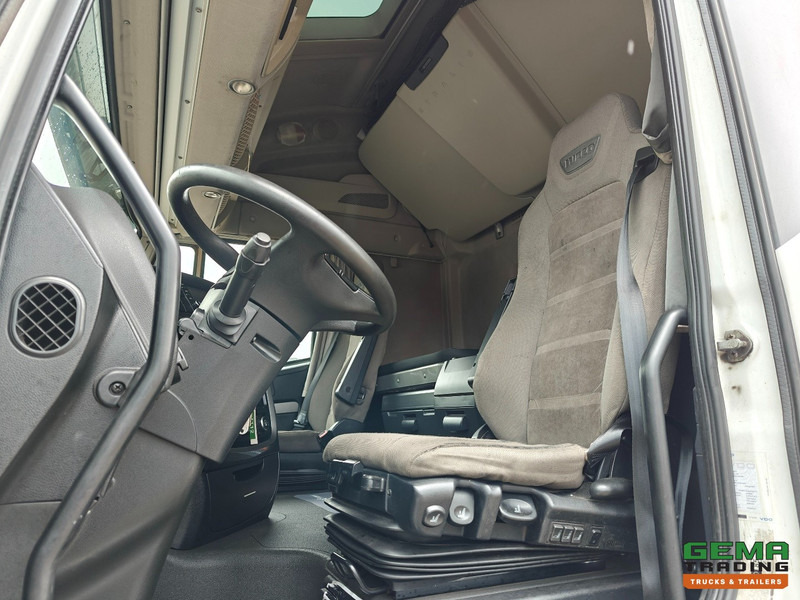 Iveco Stralis 420 Hi-Way 4x2 Euro6A - Dubbele tanks - NL truck - 09/2025 APK - Nyergesvontató: 5 kép. Iveco Stralis 420 Hi-Way 4x2 Euro6A - Dubbele tanks - NL truck - 09/2025 APK - Nyergesvontató: 5 kép.