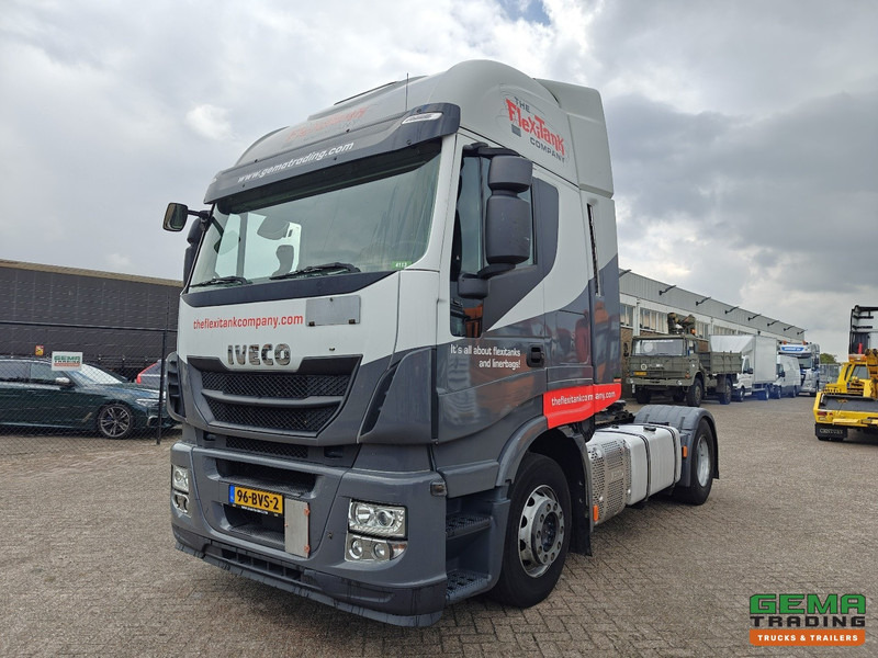 Iveco Stralis 420 Hi-Way 4x2 Euro6A - Dubbele tanks - NL truck - Nyergesvontató: 1 kép. Iveco Stralis 420 Hi-Way 4x2 Euro6A - Dubbele tanks - NL truck - Nyergesvontató: 1 kép.