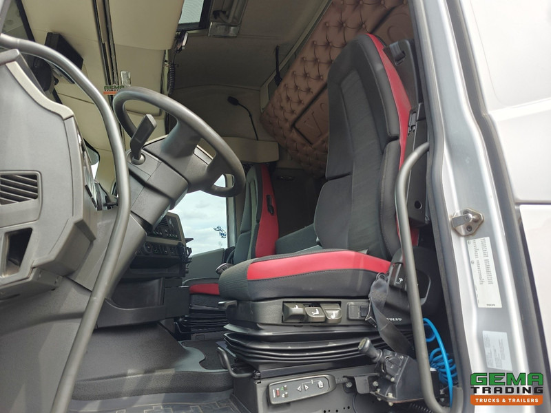 Volvo FH460 4x2 Globetrotter Euro6C - Hydrauliek - Dubbele Tanks - SMARTtachoV2 - 05/2026 APK - Nyergesvontató: 5 kép. Volvo FH460 4x2 Globetrotter Euro6C - Hydrauliek - Dubbele Tanks - SMARTtachoV2 - 05/2026 APK - Nyergesvontató: 5 kép.