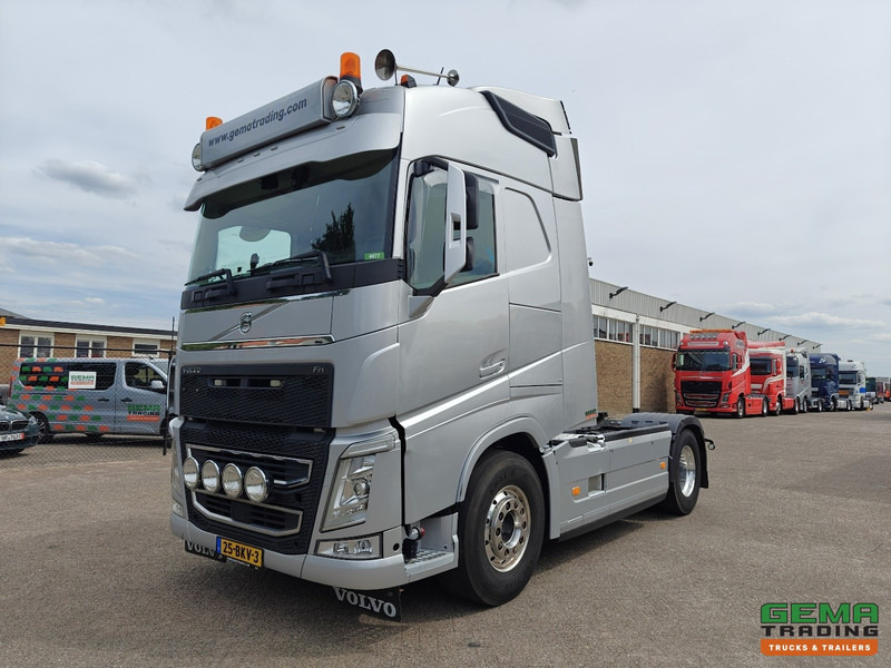 Volvo FH460 4x2 Globetrotter Euro6C - Hydrauliek - Dubbele Tanks - SMARTtachoV2 - 05/2026 APK - Nyergesvontató: 1 kép. Volvo FH460 4x2 Globetrotter Euro6C - Hydrauliek - Dubbele Tanks - SMARTtachoV2 - 05/2026 APK - Nyergesvontató: 1 kép.