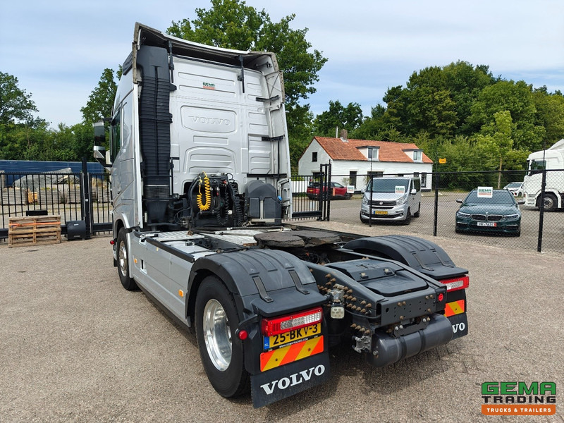 Volvo FH460 4x2 Globetrotter Euro6C - Hydrauliek - Dubbele Tanks - SMARTtachoV2 - 05/2026 APK - Nyergesvontató: 4 kép. Volvo FH460 4x2 Globetrotter Euro6C - Hydrauliek - Dubbele Tanks - SMARTtachoV2 - 05/2026 APK - Nyergesvontató: 4 kép.