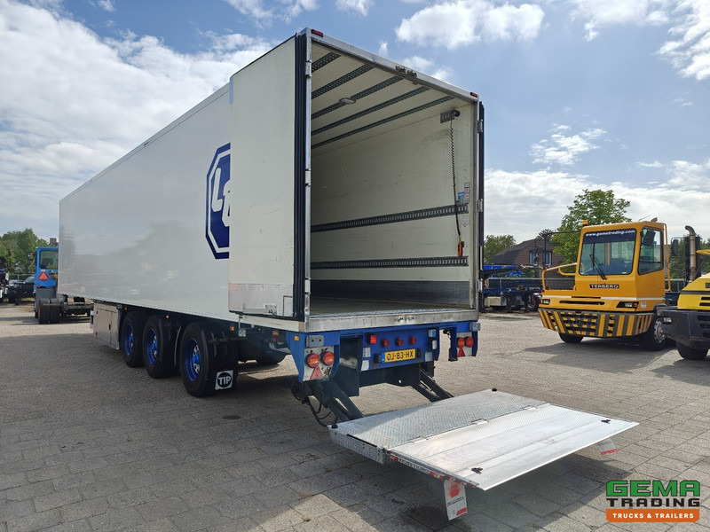 Pacton Z3-002 3-Assen BPW - StuurAs - KoelVriesTransport + Carrier Maxima 1300 + Laadklep 2500KG - 12/2025 APK - Félpótkocsi hűtős: 5 kép. Pacton Z3-002 3-Assen BPW - StuurAs - KoelVriesTransport + Carrier Maxima 1300 + Laadklep 2500KG - 12/2025 APK - Félpótkocsi hűtős: 5 kép.