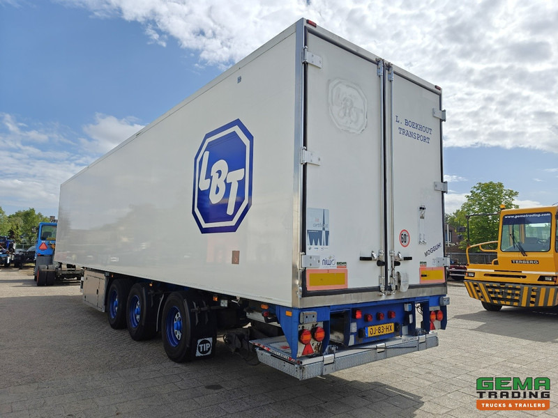 Pacton Z3-002 3-Assen BPW - StuurAs - KoelVriesTransport + Carrier Maxima 1300 + Laadklep 2500KG - 12/2025 APK - Félpótkocsi hűtős: 3 kép. Pacton Z3-002 3-Assen BPW - StuurAs - KoelVriesTransport + Carrier Maxima 1300 + Laadklep 2500KG - 12/2025 APK - Félpótkocsi hűtős: 3 kép.