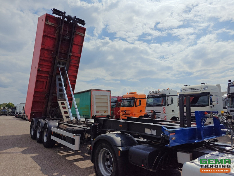 Renders 12.27NA 3-Assen BPW - SteilLader - Kabelsysteem 30T - Kipper - AluContainer 33m³ - Draadloze Afstandsbediening - Félpótkocsi cserefelépítményes: 4 kép. Renders 12.27NA 3-Assen BPW - SteilLader - Kabelsysteem 30T - Kipper - AluContainer 33m³ - Draadloze Afstandsbediening - Félpótkocsi cserefelépítményes: 4 kép.
