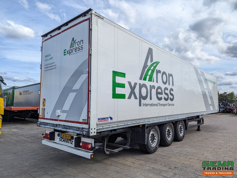 Schmitz Cargobull SCB S3B 3-Assen Schmitz - GeslotenGeisoleerde Opbouw - Gegalvaniseerd - 01/2026 APK - Félpótkocsi dobozos: 1 kép. Schmitz Cargobull SCB S3B 3-Assen Schmitz - GeslotenGeisoleerde Opbouw - Gegalvaniseerd - 01/2026 APK - Félpótkocsi dobozos: 1 kép.