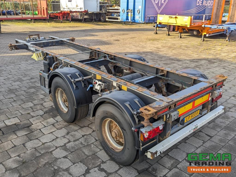 Schmitz Cargobull SCF 20 2-Assen BPW DrumBrakes - 20FT Connection - 2419KG (O2060) - Félpótkocsi cserefelépítményes: 4 kép. Schmitz Cargobull SCF 20 2-Assen BPW DrumBrakes - 20FT Connection - 2419KG (O2060) - Félpótkocsi cserefelépítményes: 4 kép.