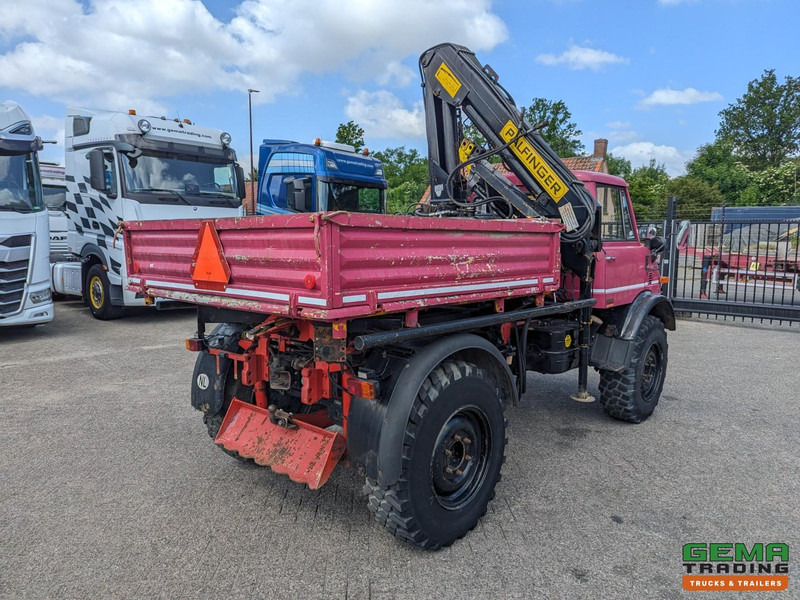 Unimog 416/U1100 4x4 - Hiab PK4600A - Open laadbak - Lier - Vangmuil/trekhaak - Mercedes Benz - Darus autó: 5 kép. Unimog 416/U1100 4x4 - Hiab PK4600A - Open laadbak - Lier - Vangmuil/trekhaak - Mercedes Benz - Darus autó: 5 kép.