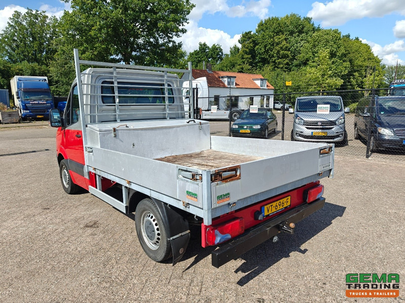 Volkswagen Crafter 2.0 TDI Euro5M - Open Laadbak 2.2m - Handgeschakeld - Trekhaak - 01/2026 APK - Platós kisteherautó: 4 kép. Volkswagen Crafter 2.0 TDI Euro5M - Open Laadbak 2.2m - Handgeschakeld - Trekhaak - 01/2026 APK - Platós kisteherautó: 4 kép.