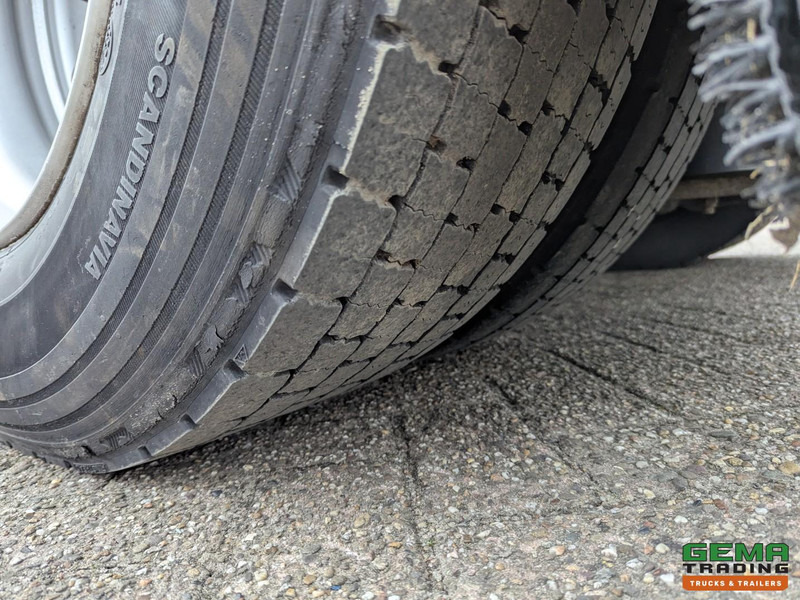 Dobozos felépítményű teherautó Volvo FE320 4x2 Dagcab Euro6 - Gesloten Opbouw 7.6m + Laadklep 2000KG - ZijDeuren - VolledigLuchtgeveerd: 20 kép. Dobozos felépítményű teherautó Volvo FE320 4x2 Dagcab Euro6 - Gesloten Opbouw 7.6m + Laadklep 2000KG - ZijDeuren - VolledigLuchtgeveerd: 20 kép.