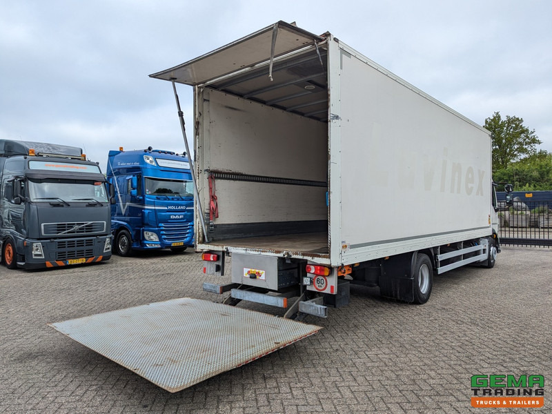 Volvo FL 250 4x2 Dagcab Euro6 -6CIL- 12T- Gesloten bak 7.75m + laadklep 1500kg - 06/2025APK - Dobozos felépítményű teherautó: 2 kép. Volvo FL 250 4x2 Dagcab Euro6 -6CIL- 12T- Gesloten bak 7.75m + laadklep 1500kg - 06/2025APK - Dobozos felépítményű teherautó: 2 kép.