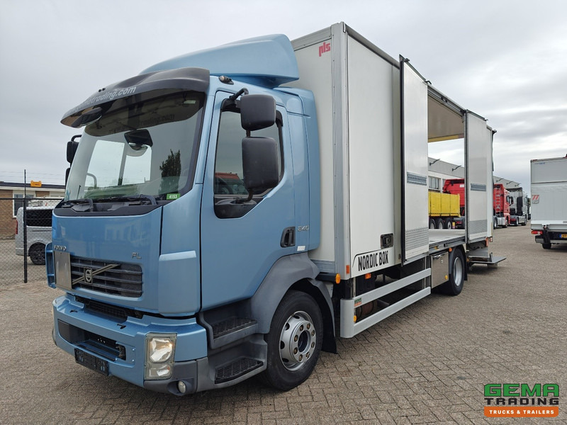 Volvo FL240 4x2 Dagcab Euro5 - 6CIL - Gesloten Opbouw 6.5m + Laadklep 1500KG - 129.000km Origineel - ZijDeuren - Dobozos felépítményű teherautó: 1 kép. Volvo FL240 4x2 Dagcab Euro5 - 6CIL - Gesloten Opbouw 6.5m + Laadklep 1500KG - 129.000km Origineel - ZijDeuren - Dobozos felépítményű teherautó: 1 kép.