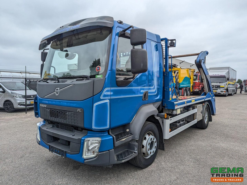 Volvo FL240 4x2 Dagcab Euro6 - JOAB PortaalSysteem 8T - Afstandsbediening - Webasto - Konténerszállító: 1 kép. Volvo FL240 4x2 Dagcab Euro6 - JOAB PortaalSysteem 8T - Afstandsbediening - Webasto - Konténerszállító: 1 kép.
