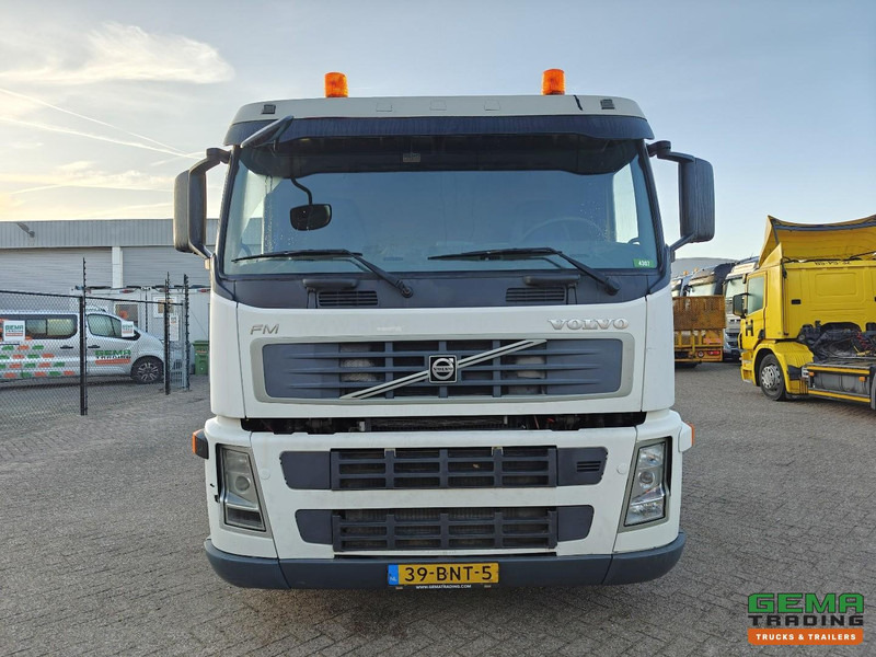 Autószállító teherautó Volvo FM 300 6x2/4 Dagcab Euro4 - Oprijwagen/Machine Transporter 8.38m + Lier 6.6T - Dubbele Rampen - RoosterVloer: 8 kép. Autószállító teherautó Volvo FM 300 6x2/4 Dagcab Euro4 - Oprijwagen/Machine Transporter 8.38m + Lier 6.6T - Dubbele Rampen - RoosterVloer: 8 kép.