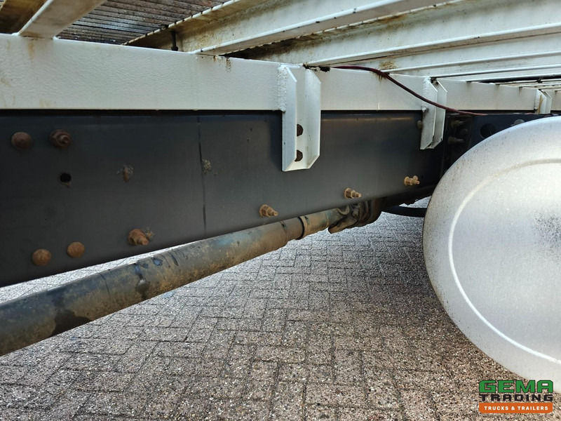 Autószállító teherautó Volvo FM 300 6x2/4 Dagcab Euro4 - Oprijwagen/Machine Transporter 8.38m + Lier 6.6T - Dubbele Rampen - RoosterVloer: 18 kép. Autószállító teherautó Volvo FM 300 6x2/4 Dagcab Euro4 - Oprijwagen/Machine Transporter 8.38m + Lier 6.6T - Dubbele Rampen - RoosterVloer: 18 kép.