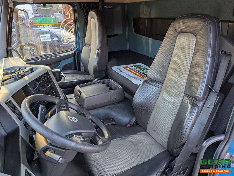 Volvo FM 460 6x2/4 Globetrotter Euro6 - JOAB PortaalSysteem 18T - Uitschuifbaar - Afstandbediening - VangmuilKoppeling - Konténerszállító: 5 kép. Volvo FM 460 6x2/4 Globetrotter Euro6 - JOAB PortaalSysteem 18T - Uitschuifbaar - Afstandbediening - VangmuilKoppeling - Konténerszállító: 5 kép.