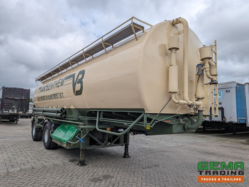 WELGRO 90WSL33-24 2-Assen SAF Silo MengVoeder / Futter 24m³ - Trommelremmen - StuurAs (O1961) - Tartályos félpótkocsi: 3 kép. WELGRO 90WSL33-24 2-Assen SAF Silo MengVoeder / Futter 24m³ - Trommelremmen - StuurAs (O1961) - Tartályos félpótkocsi: 3 kép.