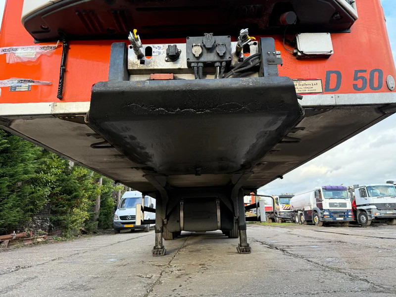 Chereau Frigo Carier Vector 1850 3 axle 7CM Side H2.60 - Félpótkocsi hűtős: 2 kép. Chereau Frigo Carier Vector 1850 3 axle 7CM Side H2.60 - Félpótkocsi hűtős: 2 kép.