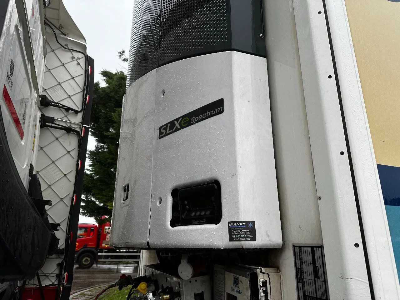 Krone 3 Axle FRIGO Thermoking SLXe trailer H265cm Krone 3 Axle FRIGO Thermoking SLXe trailer H265cm - Félpótkocsi hűtős: 3 kép. Krone 3 Axle FRIGO Thermoking SLXe trailer H265cm Krone 3 Axle FRIGO Thermoking SLXe trailer H265cm - Félpótkocsi hűtős: 3 kép.
