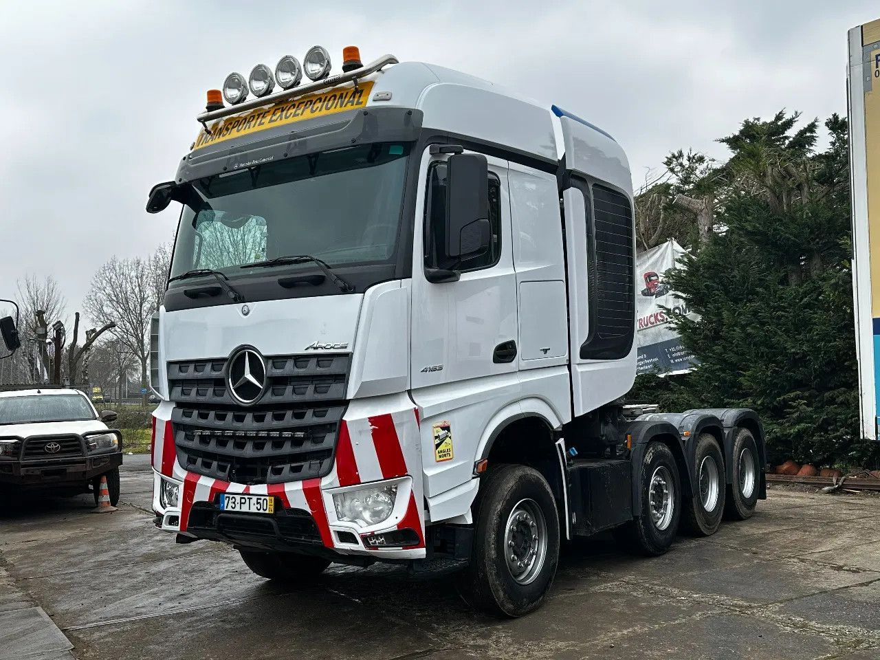 Mercedes-Benz AROCS 4163 8X4 Tractor-unit 180Ton Retarder *Top Mercedes-Benz AROCS 4163 8X4 Tractor-unit 180Ton Retarder *NEW - Nyergesvontató: 2 kép. Mercedes-Benz AROCS 4163 8X4 Tractor-unit 180Ton Retarder *Top Mercedes-Benz AROCS 4163 8X4 Tractor-unit 180Ton Retarder *NEW - Nyergesvontató: 2 kép.