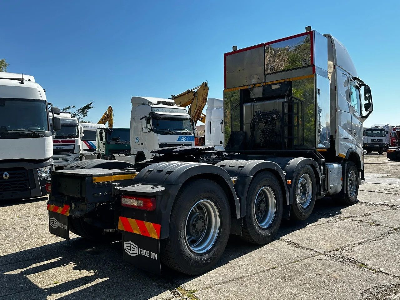 Volvo FH 16.750 8X4 Tractor-unit Push-pull 180T Retard Volvo FH 16.750 8X4 Tractor-unit Push-pull 180T Retard - Nyergesvontató: 5 kép. Volvo FH 16.750 8X4 Tractor-unit Push-pull 180T Retard Volvo FH 16.750 8X4 Tractor-unit Push-pull 180T Retard - Nyergesvontató: 5 kép.