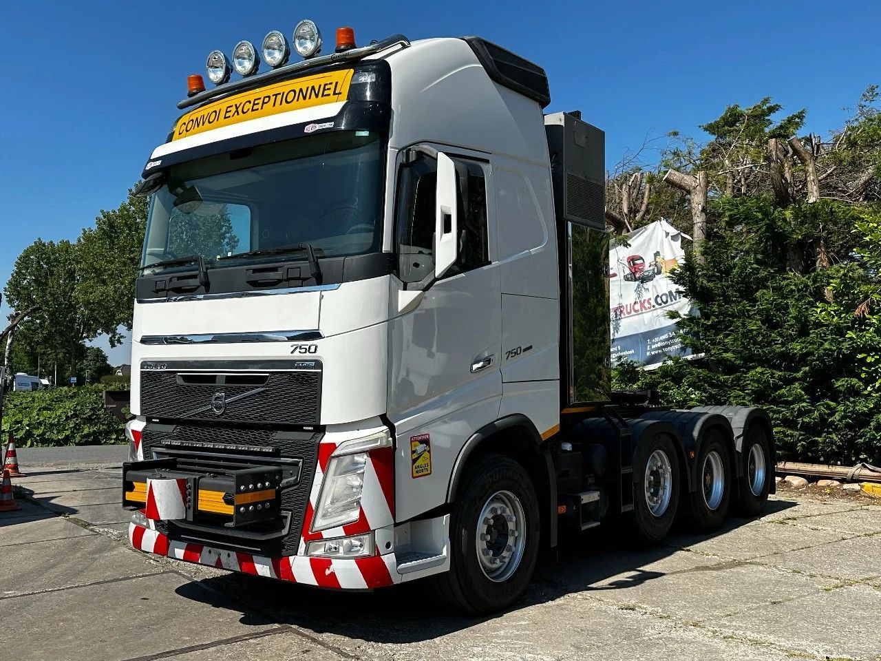 Volvo FH 16.750 8X4 Tractor-unit Push-pull 180T Retard Volvo FH 16.750 8X4 Tractor-unit Push-pull 180T Retard - Nyergesvontató: 2 kép. Volvo FH 16.750 8X4 Tractor-unit Push-pull 180T Retard Volvo FH 16.750 8X4 Tractor-unit Push-pull 180T Retard - Nyergesvontató: 2 kép.