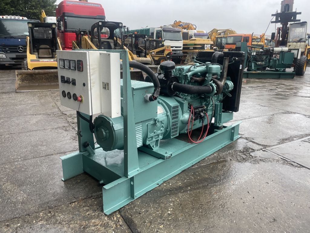 Perkins 85 KVA Generator 3 Phase Perkins 85 KVA Generator 3 Phase - Áramfejlesztő: 4 kép. Perkins 85 KVA Generator 3 Phase Perkins 85 KVA Generator 3 Phase - Áramfejlesztő: 4 kép.