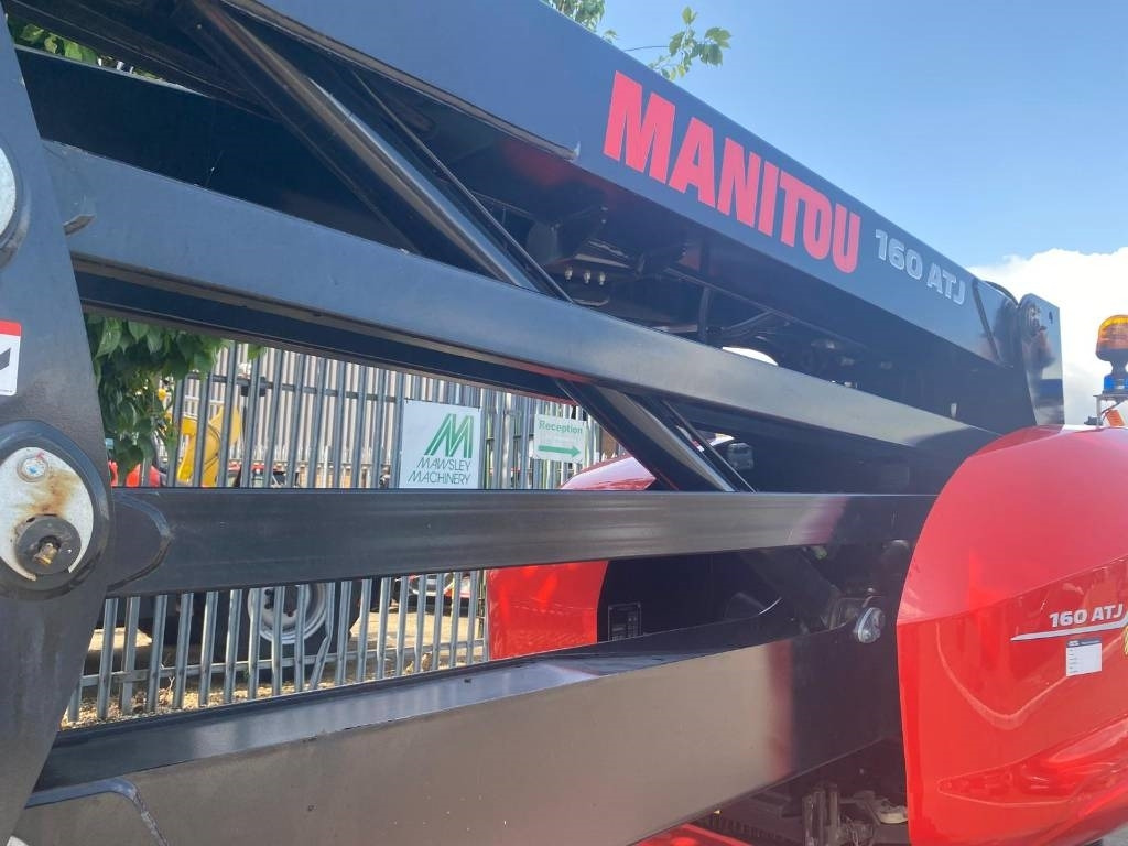 Személyemelő Manitou 160 ATJ: 20 kép.