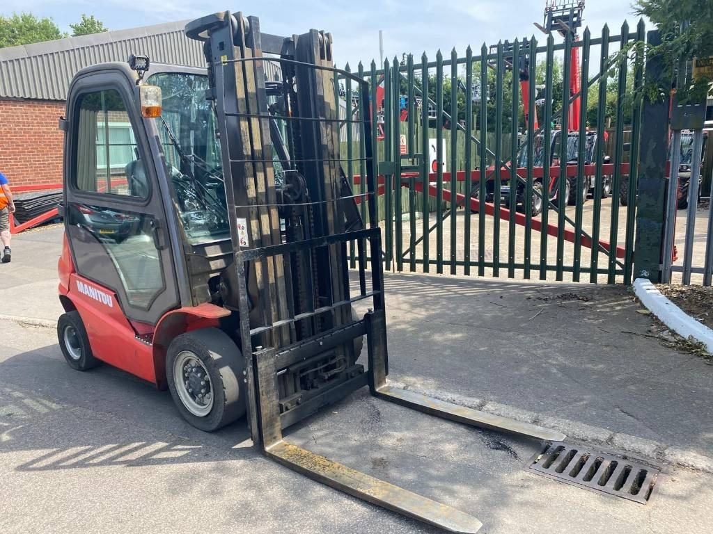 Manitou Mi25D - Dízel targonca: 1 kép. Manitou Mi25D - Dízel targonca: 1 kép.