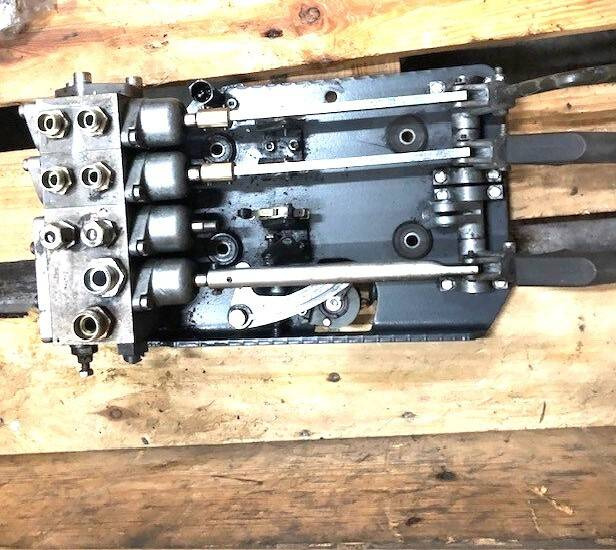 4- Way hydraulic control for Still - Hidraulikus szelep - Anyagmozgató gép: 3 kép. 4- Way hydraulic control for Still - Hidraulikus szelep - Anyagmozgató gép: 3 kép.